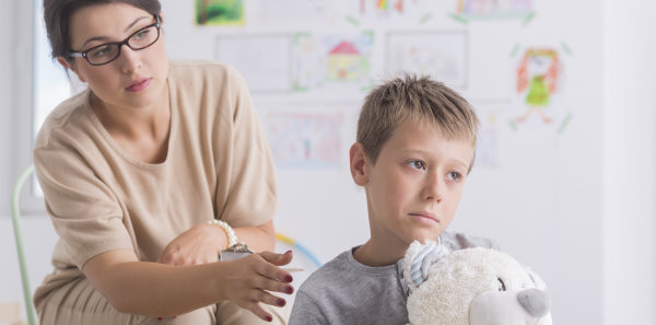 Szülői elidegenítés: amit a terapeutáknak tudniuk kell